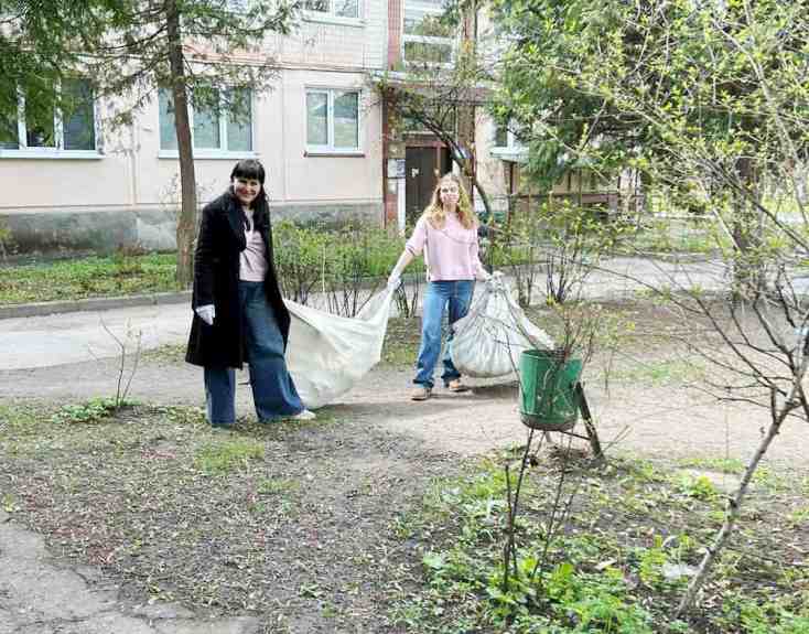 В роботі дівчата не поступалися хлопцям